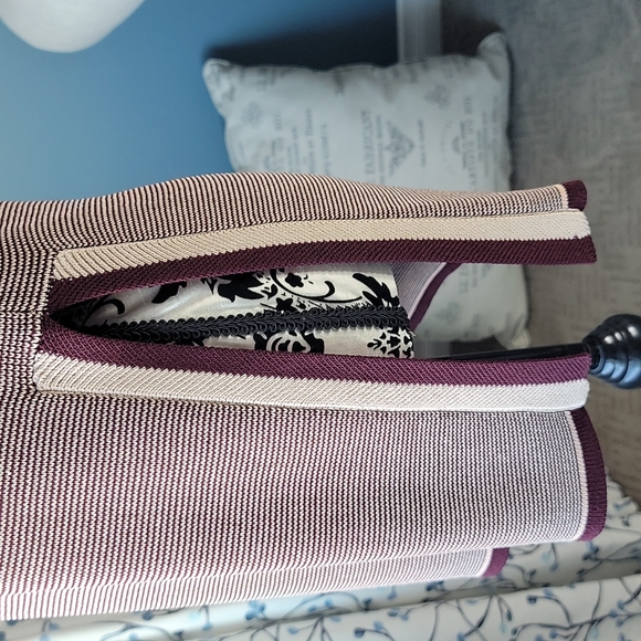 Wilfred long slit tank top in burgundy and cream - Picture 11 of 13